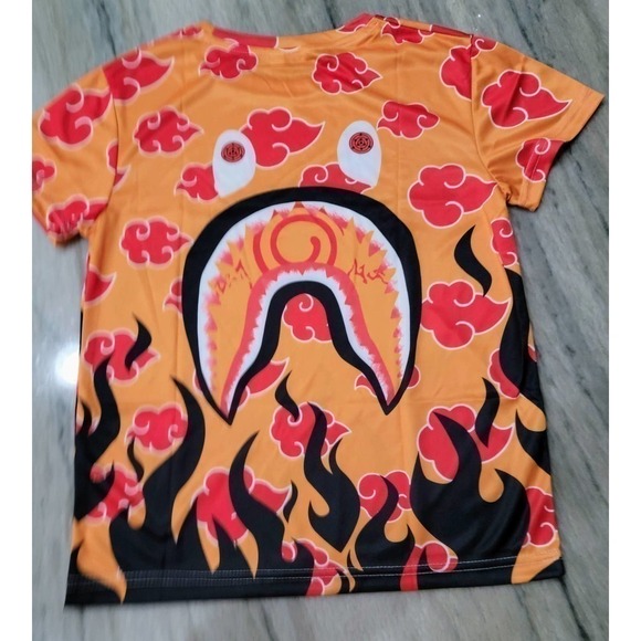 SHARK Camo T Shirt Small NWT - Picture 2 of 4